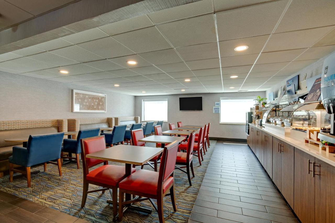 Holiday Inn Express Nashville W-I40 By Ihg Esterno foto