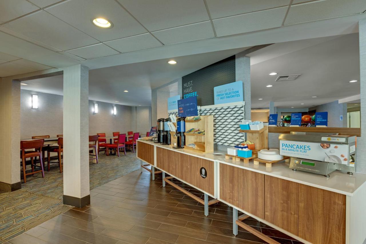Holiday Inn Express Nashville W-I40 By Ihg Esterno foto